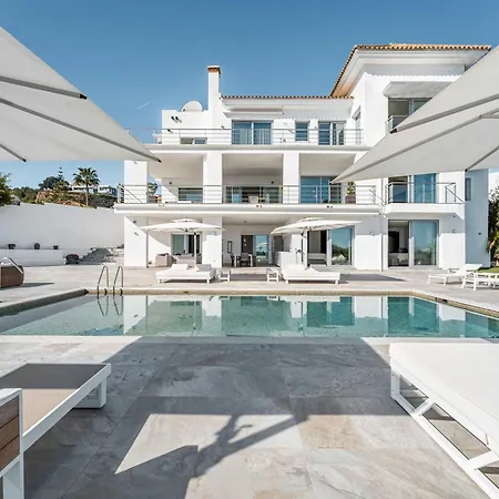 Paraiso Alto Ultimate Pool Gym Cinema Parking Golf